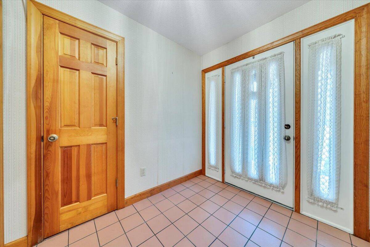 Christiansburg, VA 24073,290 Patricia LN