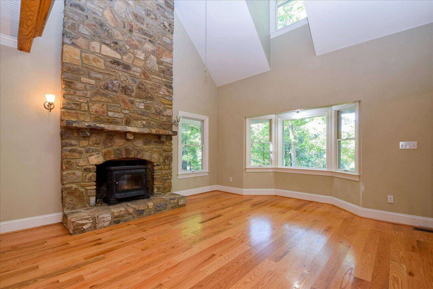 Buchanan, VA 24066,578 Kyles Mill RD