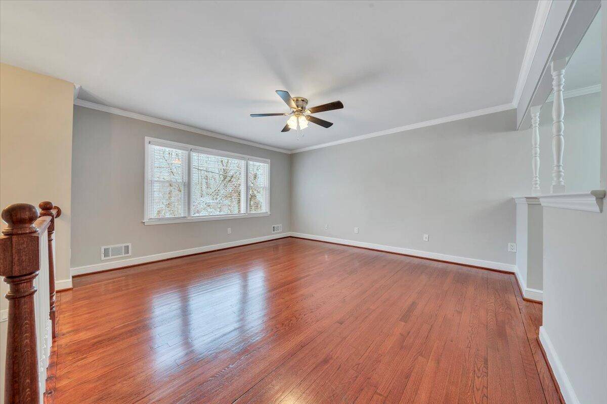 Roanoke, VA 24018,2540 Mcvitty RD