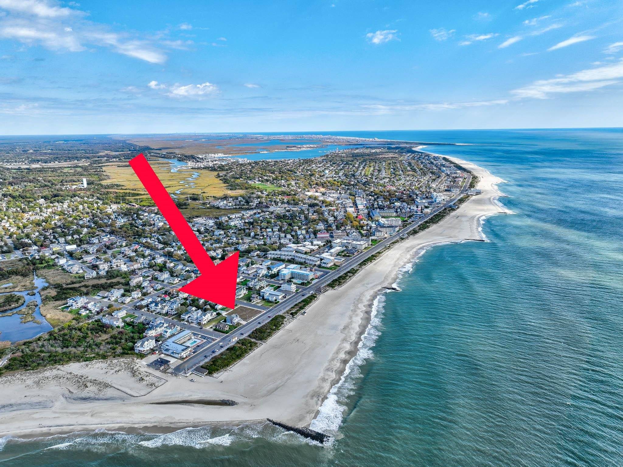 Cape May, NJ 08204,301 W Beach Avenue