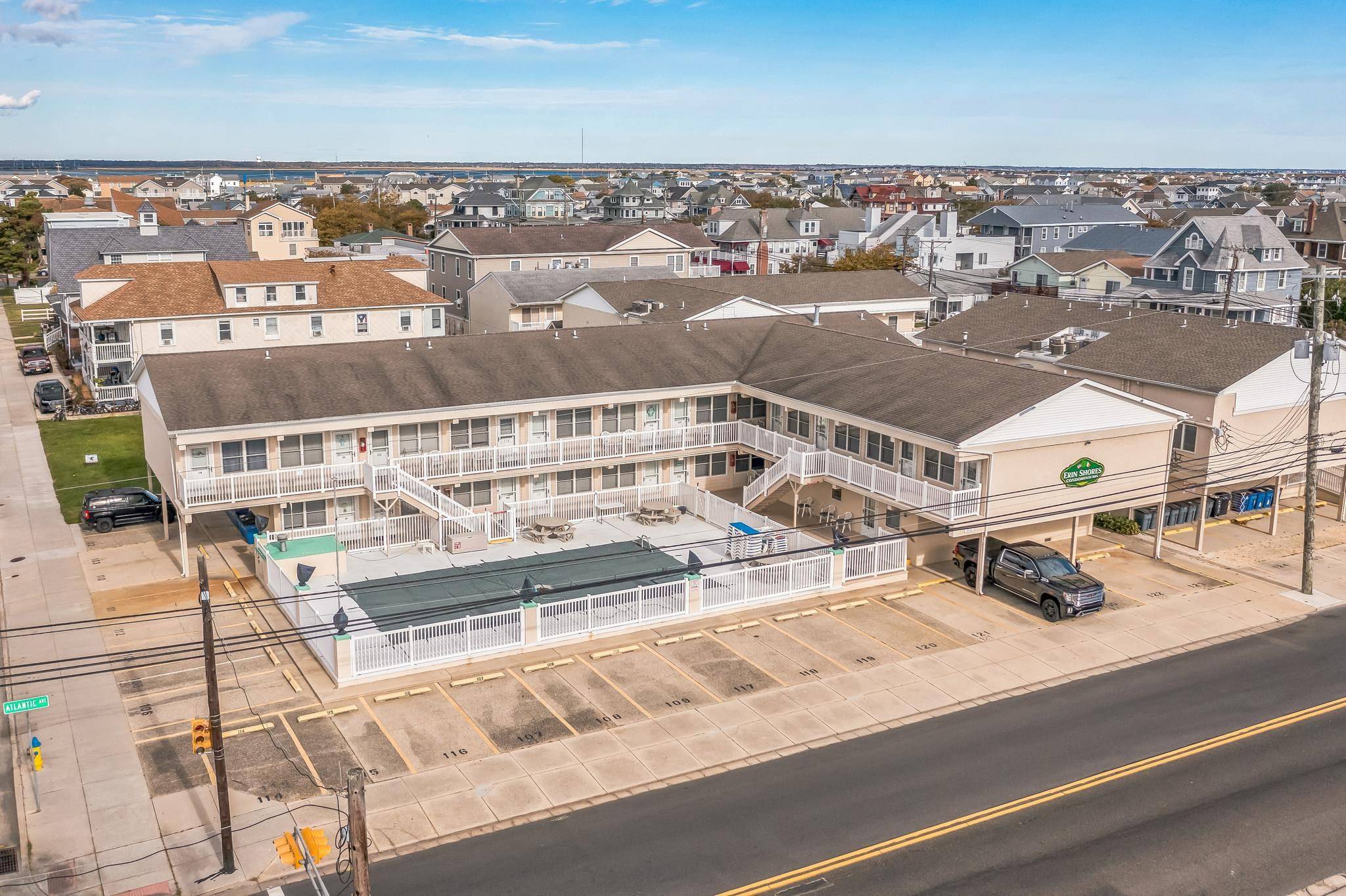 North Wildwood, NJ 08260,2510 Atlantic Avenue