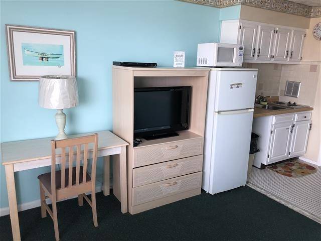 Wildwood Crest, NJ 08260,6701 Atlantic Avenue #Cara Mara