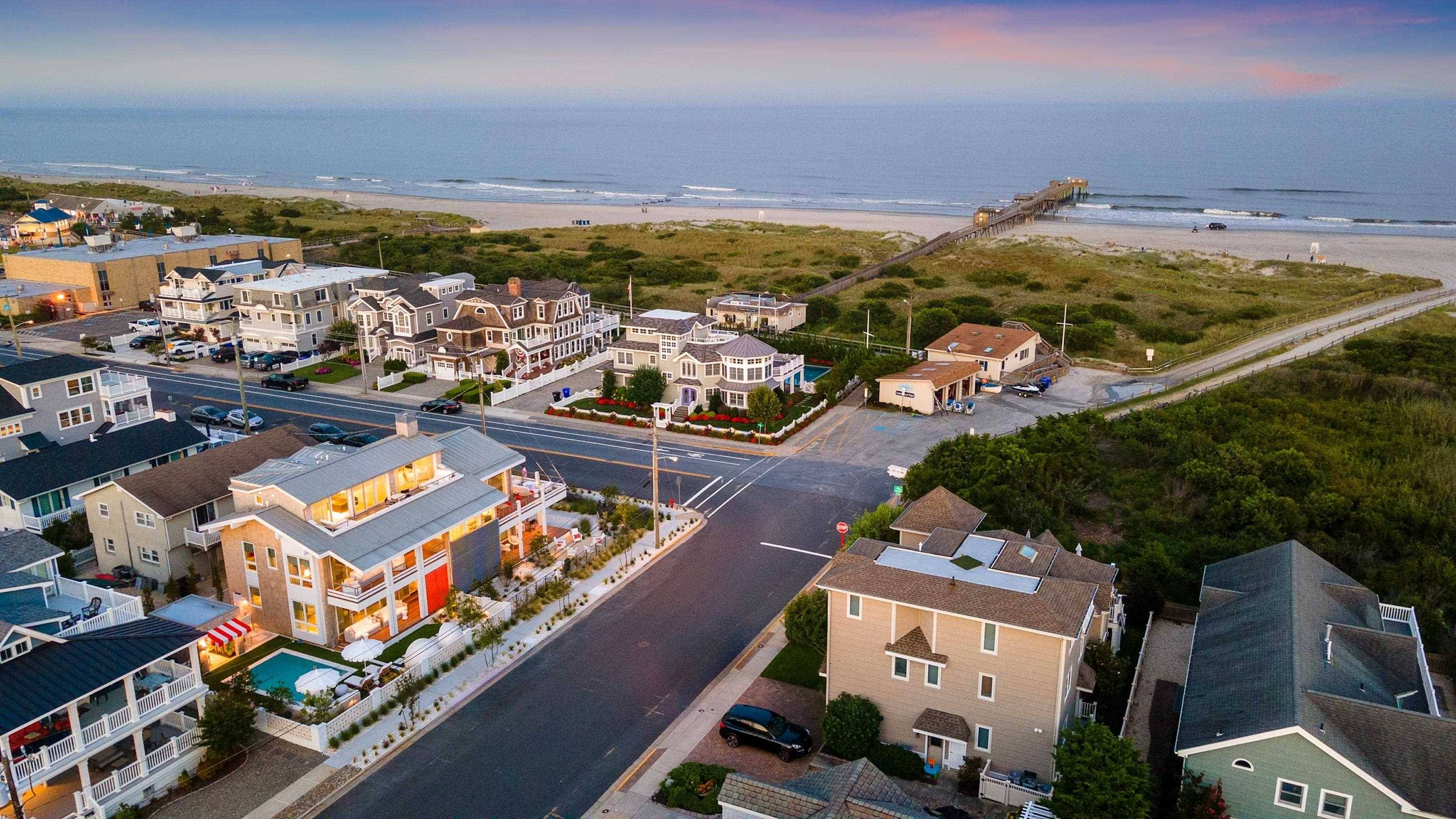 Avalon, NJ 08202,5 W 32nd Street