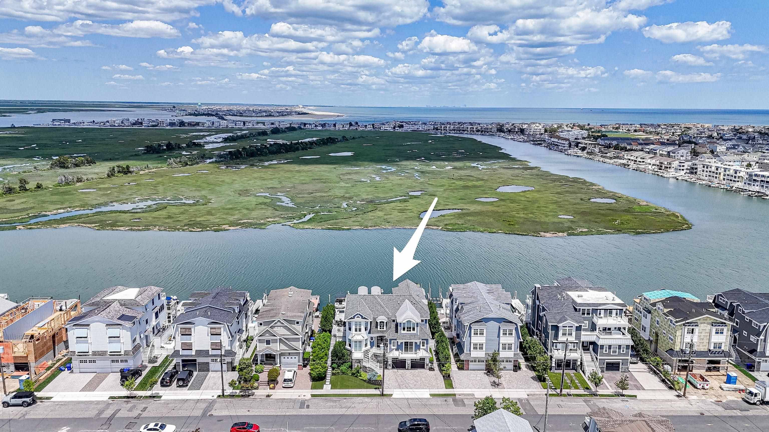 Avalon, NJ 08202,415 20th Street