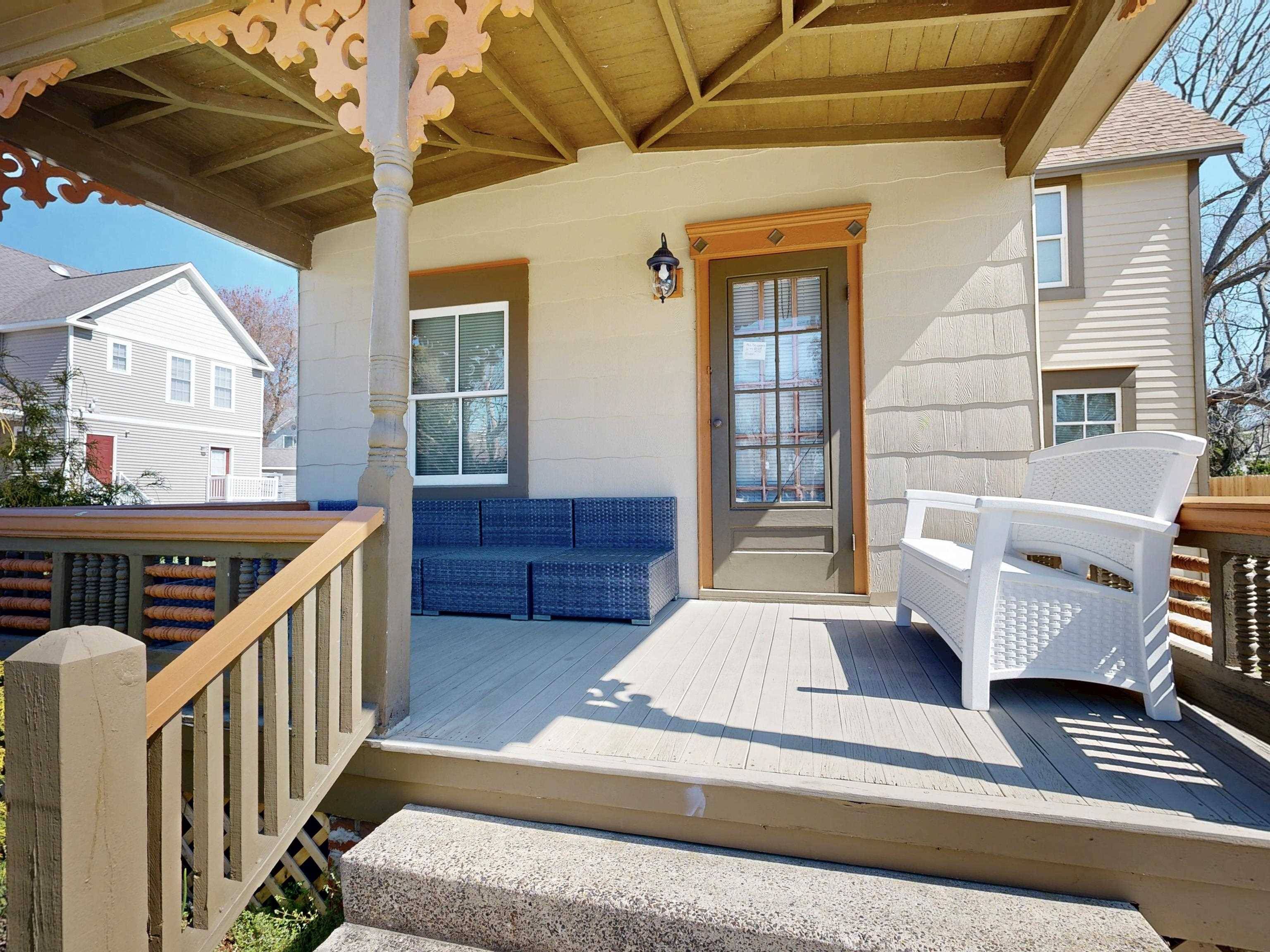 West Cape May, NJ 08204,111 Leaming Avenue