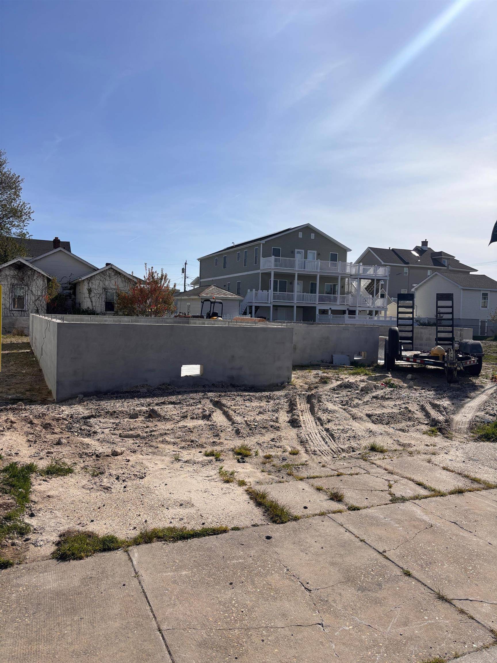 North Wildwood, NJ 08260,133 E 12th Avenue