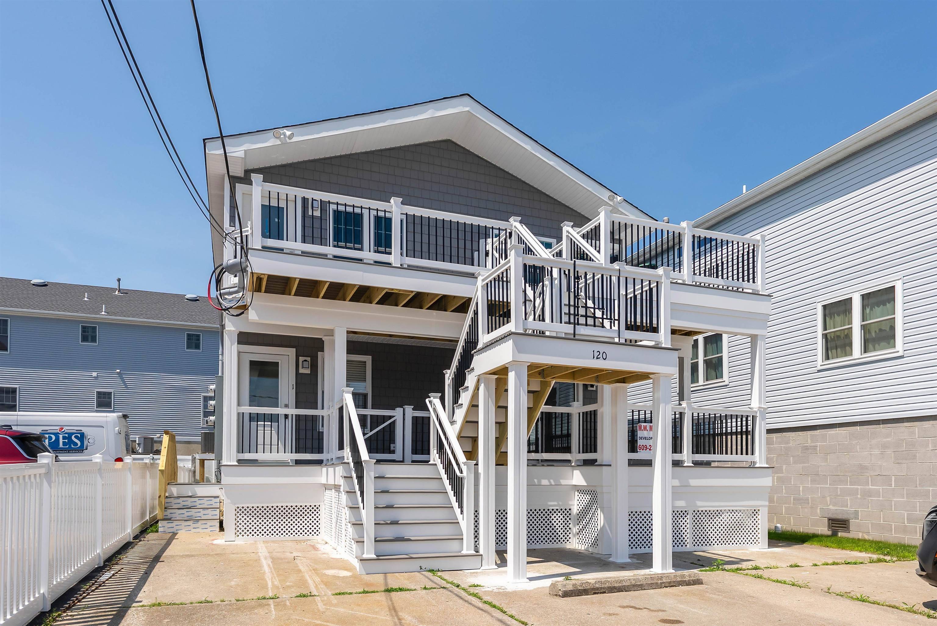 North Wildwood, NJ 08260,120 W 1st Avenue