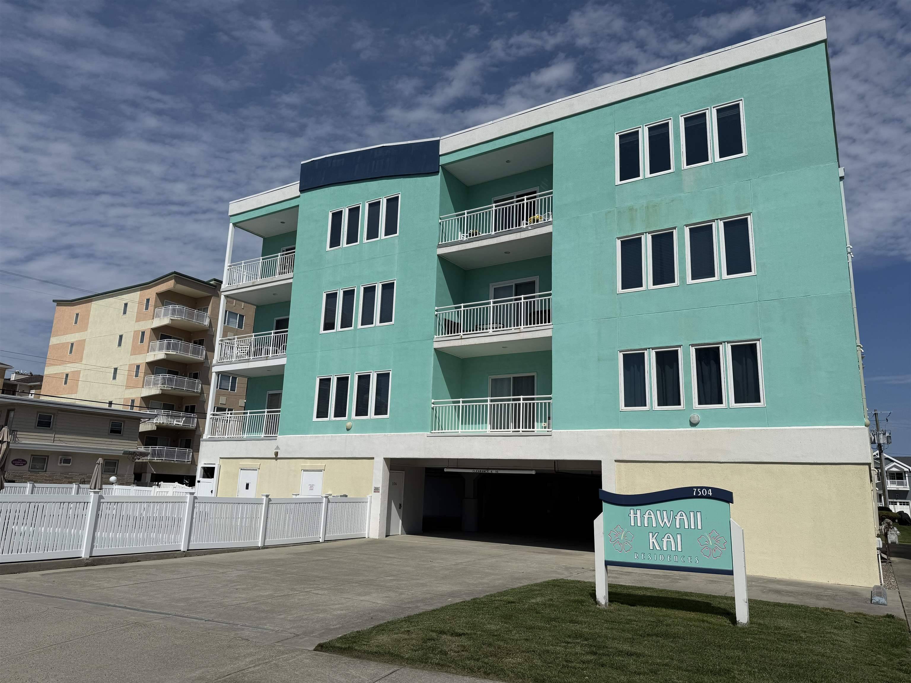 Wildwood Crest, NJ 08260,7504 Ocean Avenue
