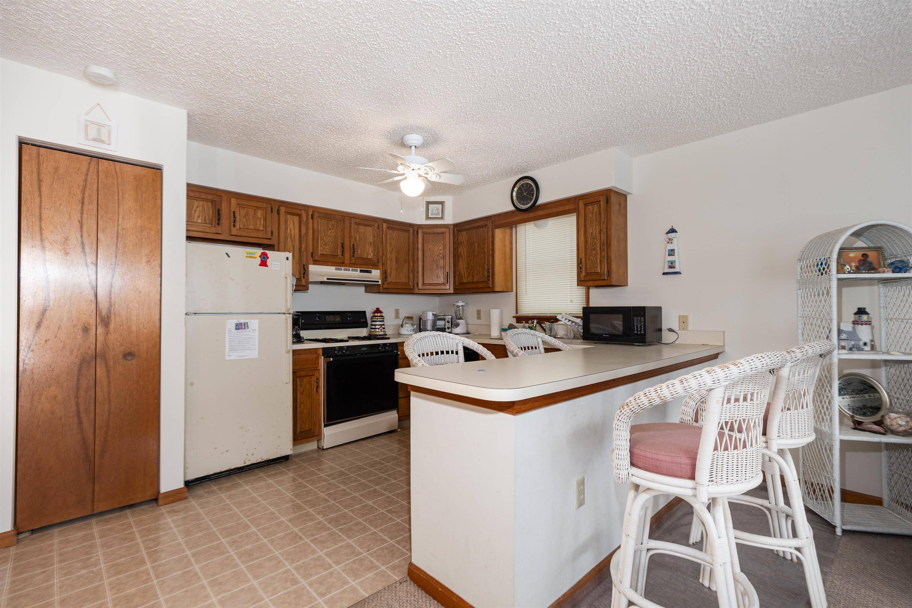 Wildwood, NJ 08260,409 W Hildreth