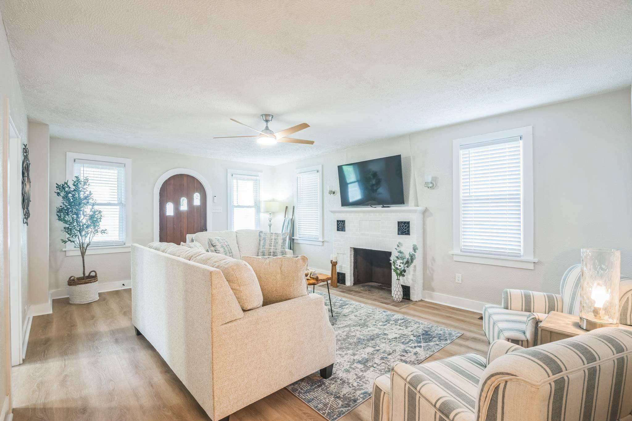 Wildwood Crest, NJ 08260,6110 Seaview Avenue