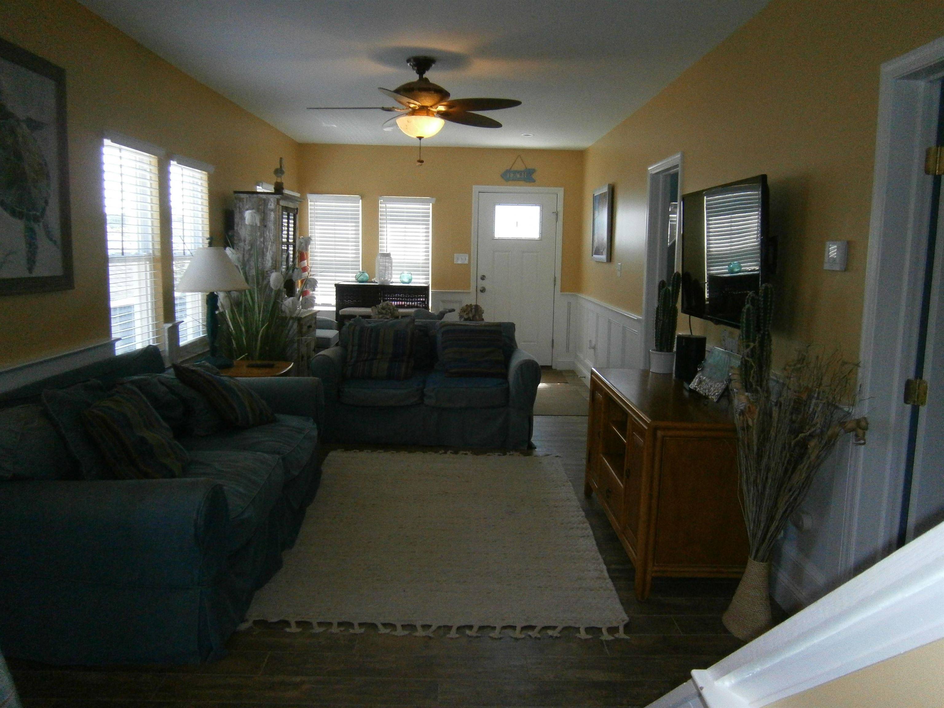 North Wildwood, NJ 08260,105 W 13th Avenue