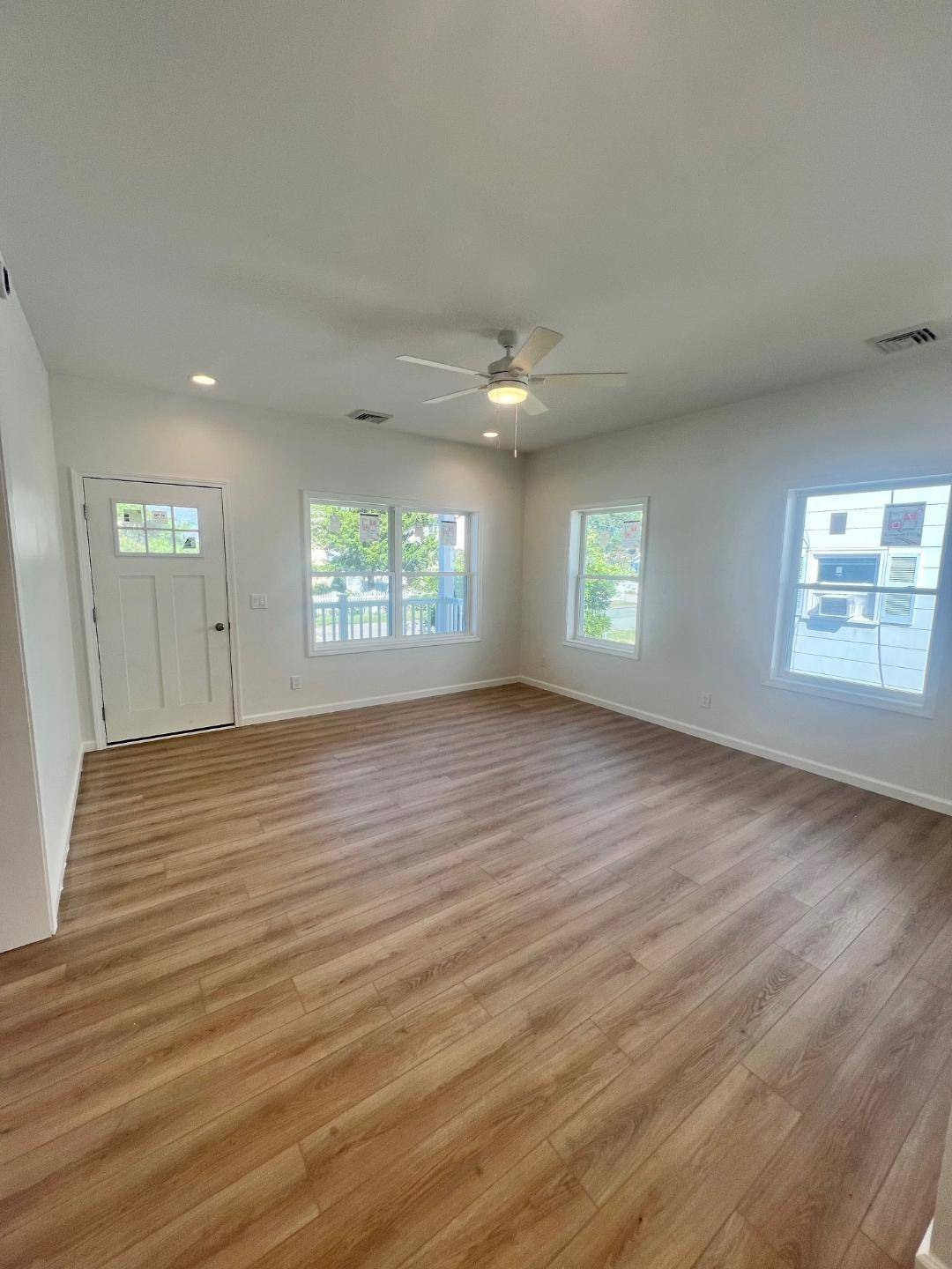 Villas, NJ 08251,206 A Frances Avenue