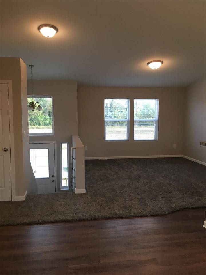 Minot, ND 58703,3307 15TH ST NW