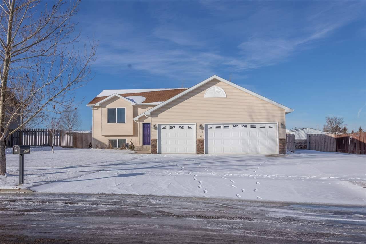 Minot, ND 58701,3212 SE 11th St.