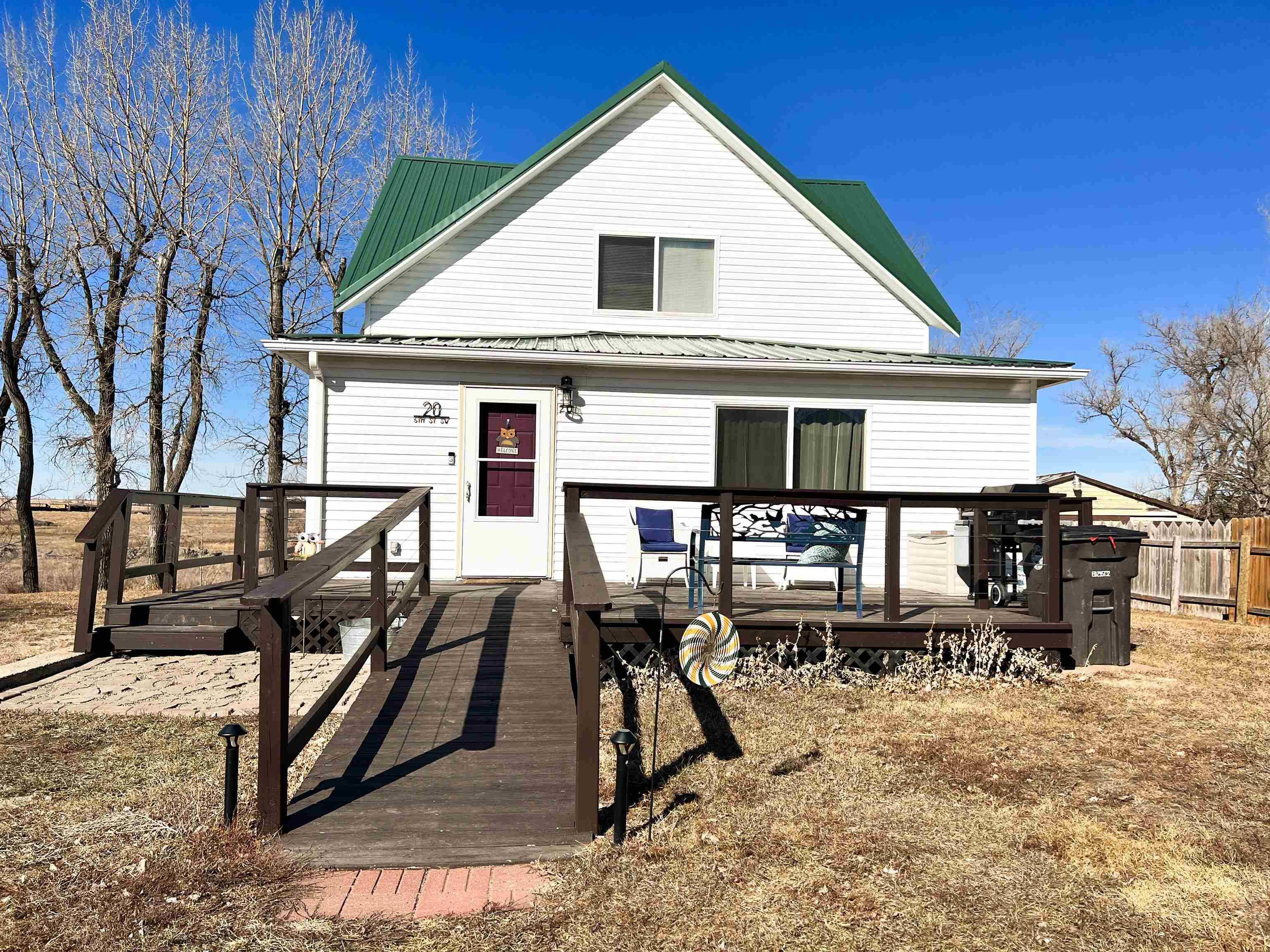 Parshall, ND 58770,20 5th St SW