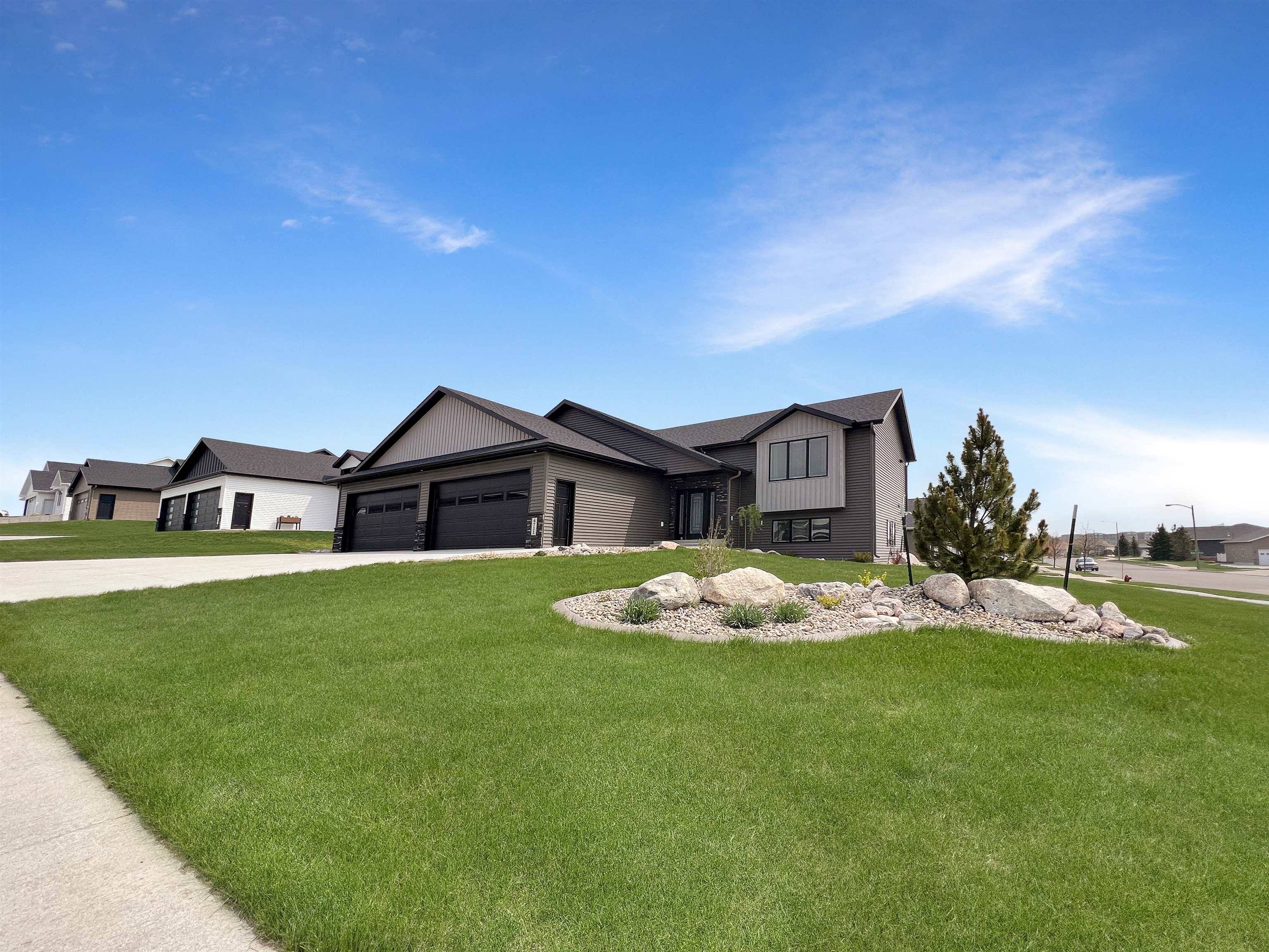 Bismarck, ND 58503,4711 Marsh Hawk Drive NW