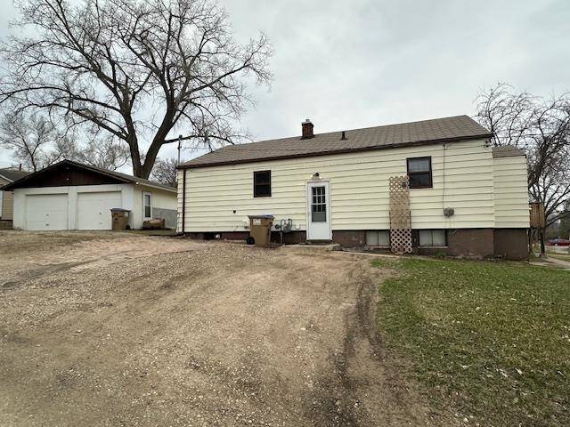 Minot, ND 58701,1116 Soo St SE