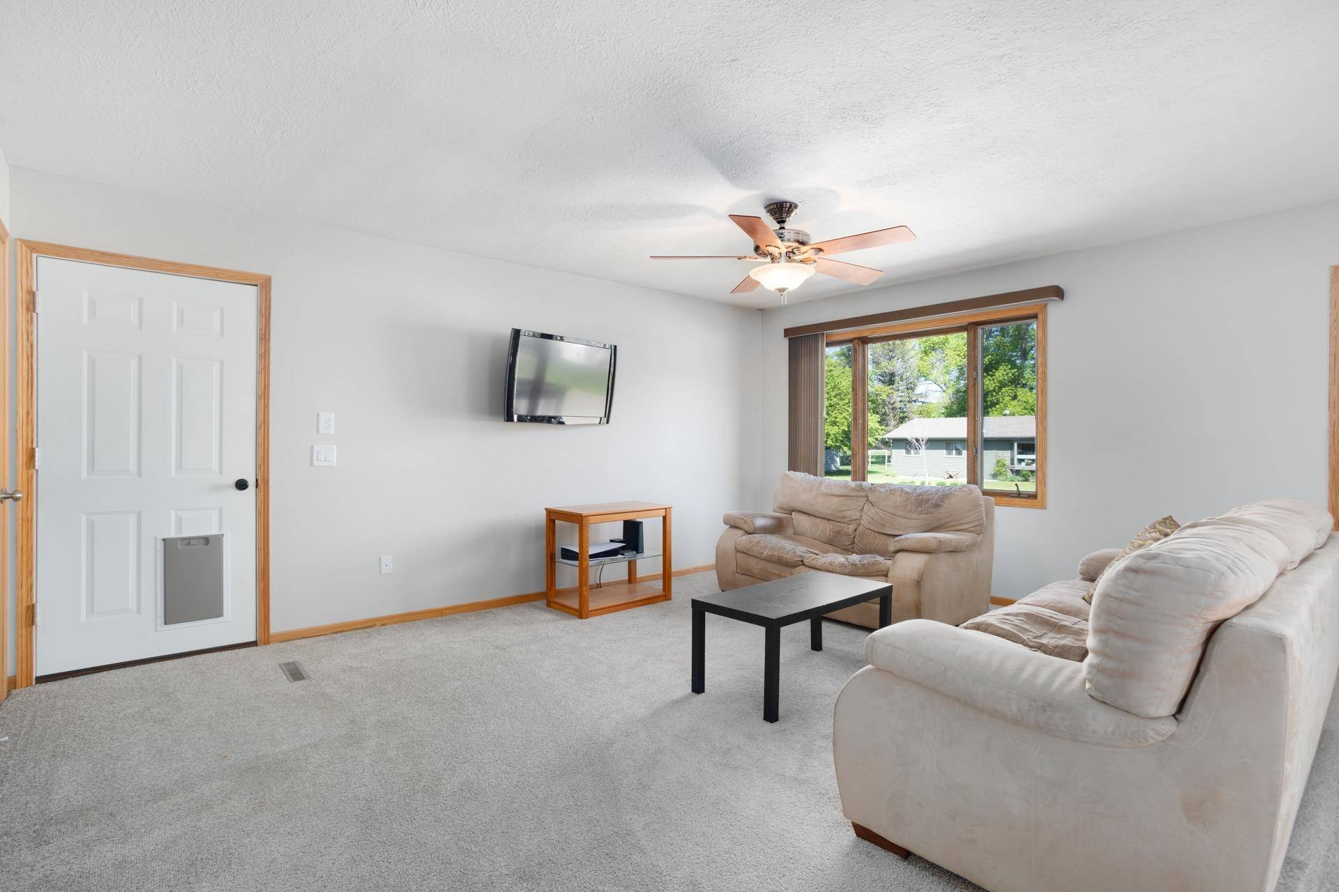 Minot, ND 58701-5020,2522 EL RIO DR