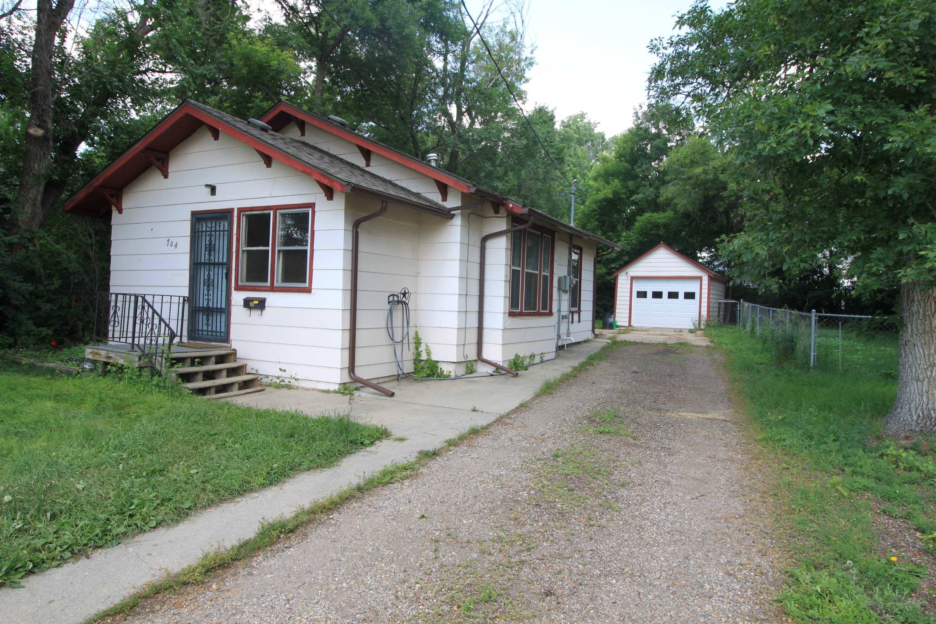 Minot, ND 58703,704 11th Ave NW