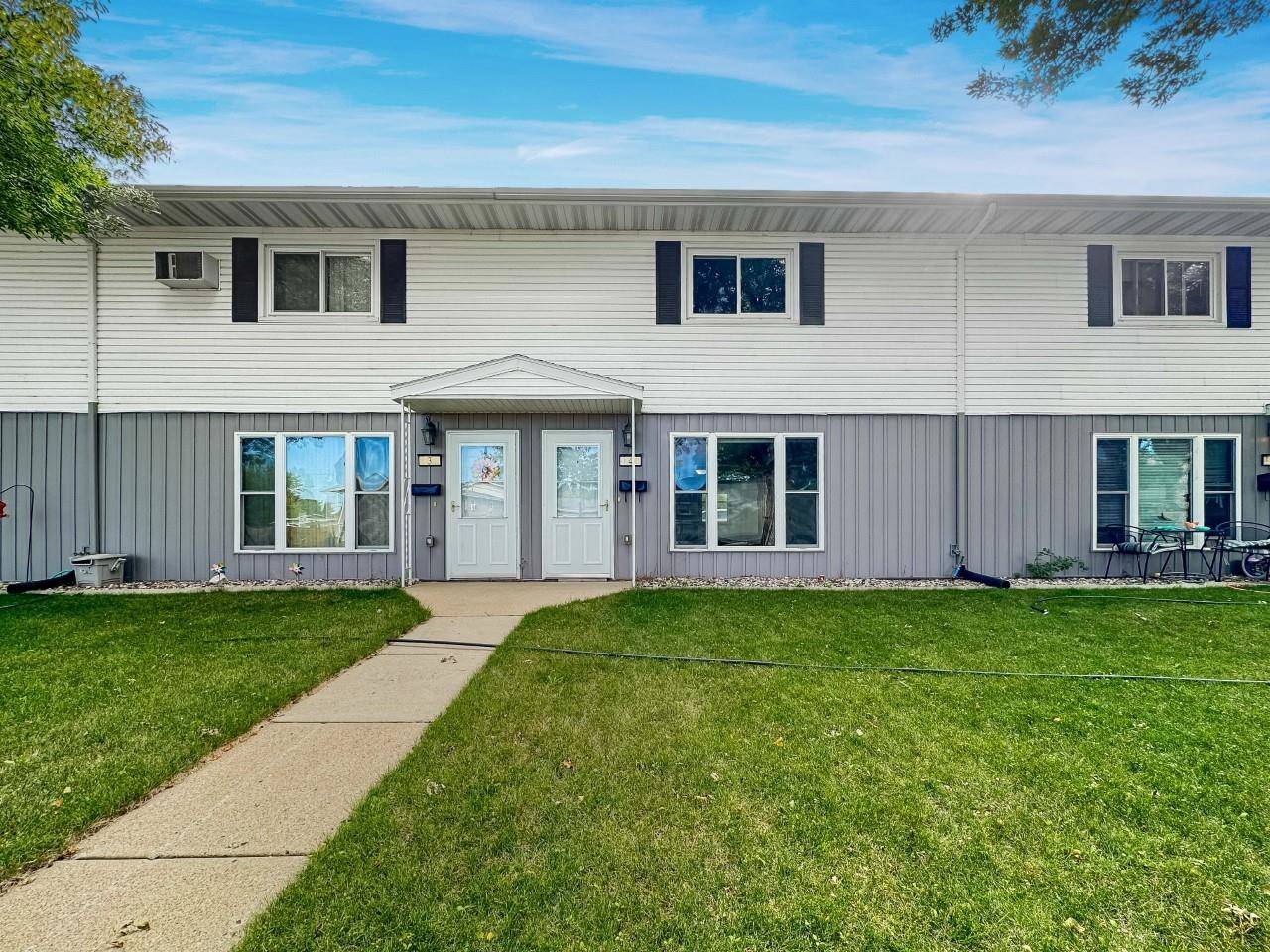 Minot, ND 58701,4 Westfield Circle