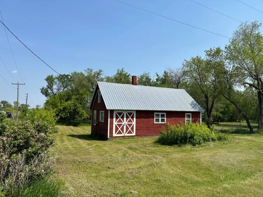 Butte, ND 58723,409 4th Ave E