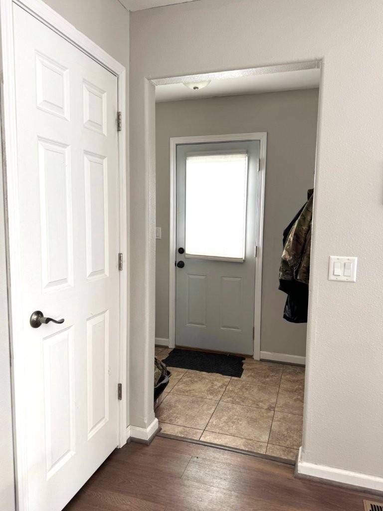 Minot, ND 58703,606 12th St NW