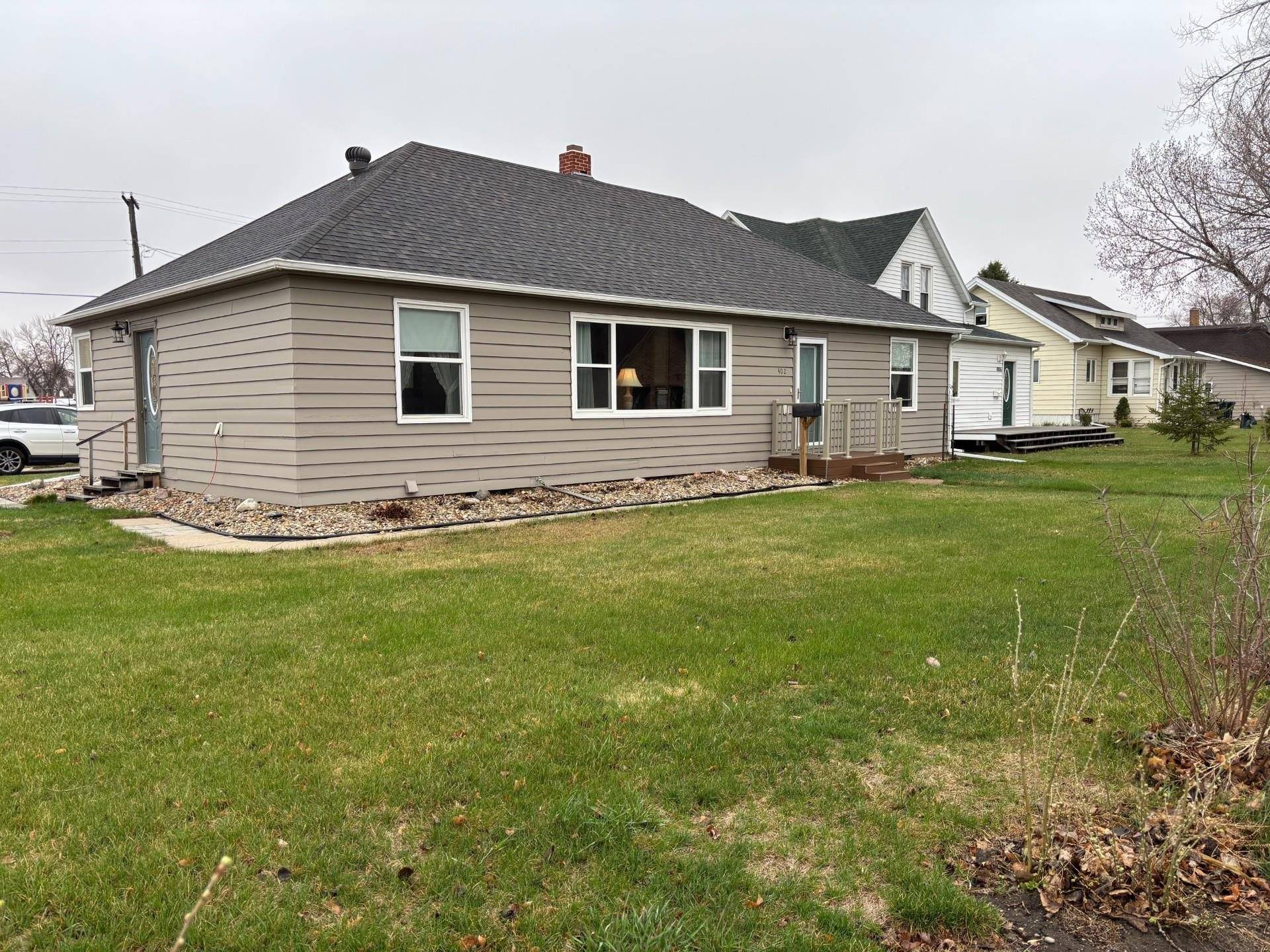 Harvey, ND 58341,402 Brewster St E