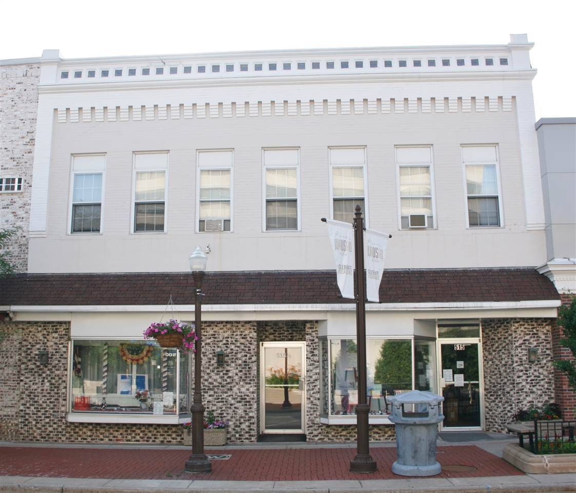 Wausau, WI 54403,515 N 3RD STREET