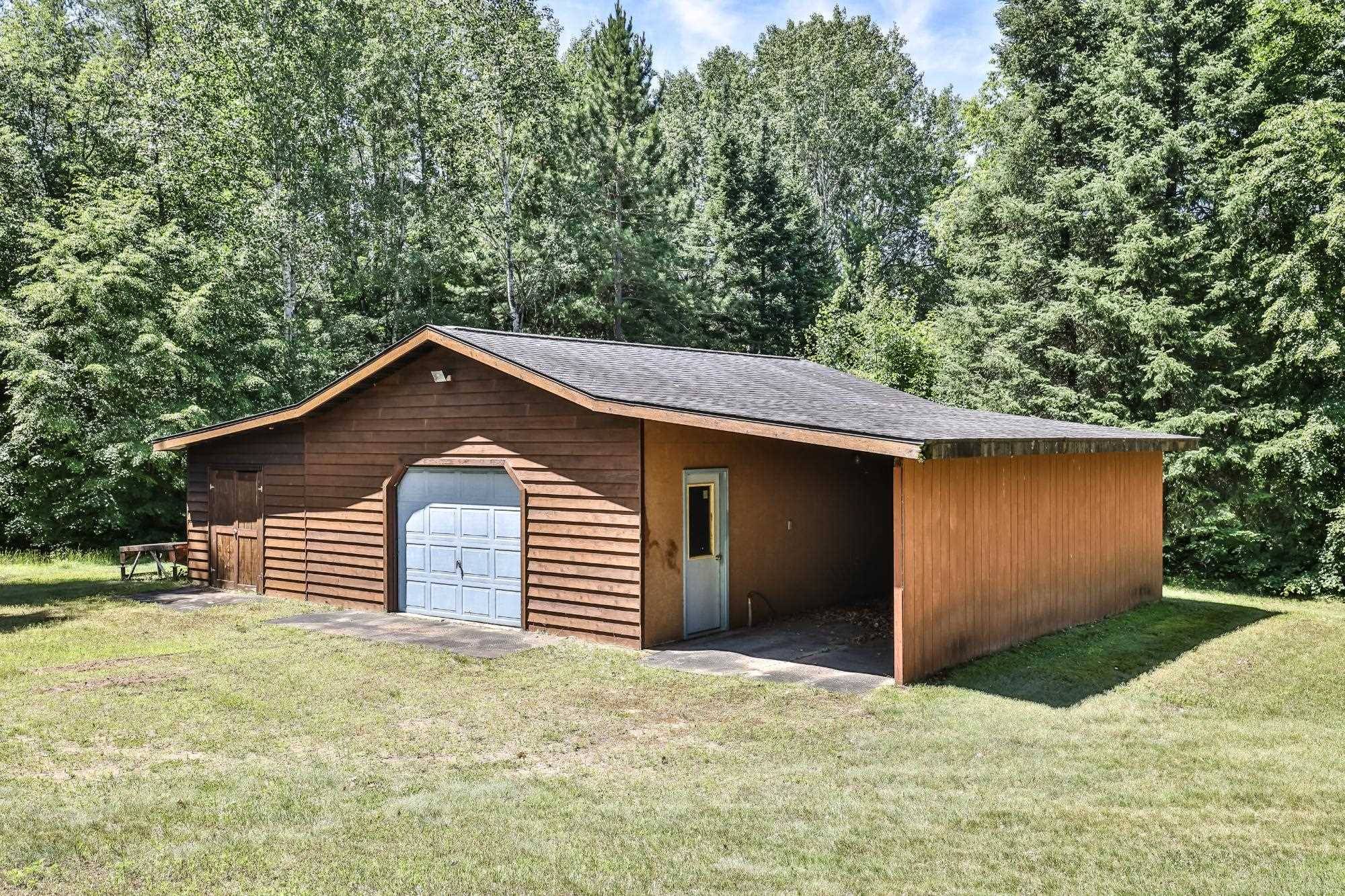 Tomahawk, WI 54487,N11117 CLEAR LAKE ROAD