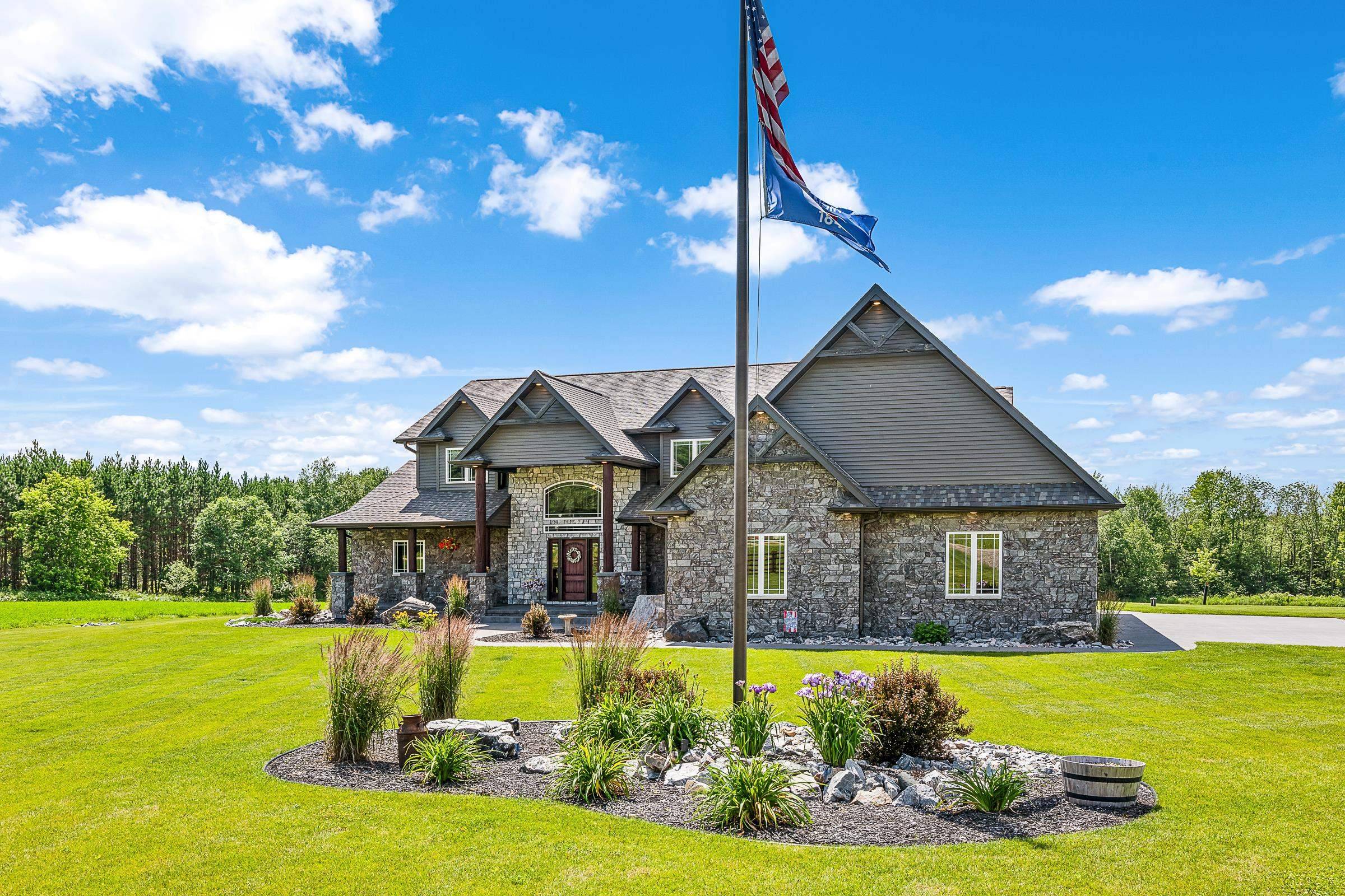 Rosholt, WI 54473,202300 COUNTY ROAD J