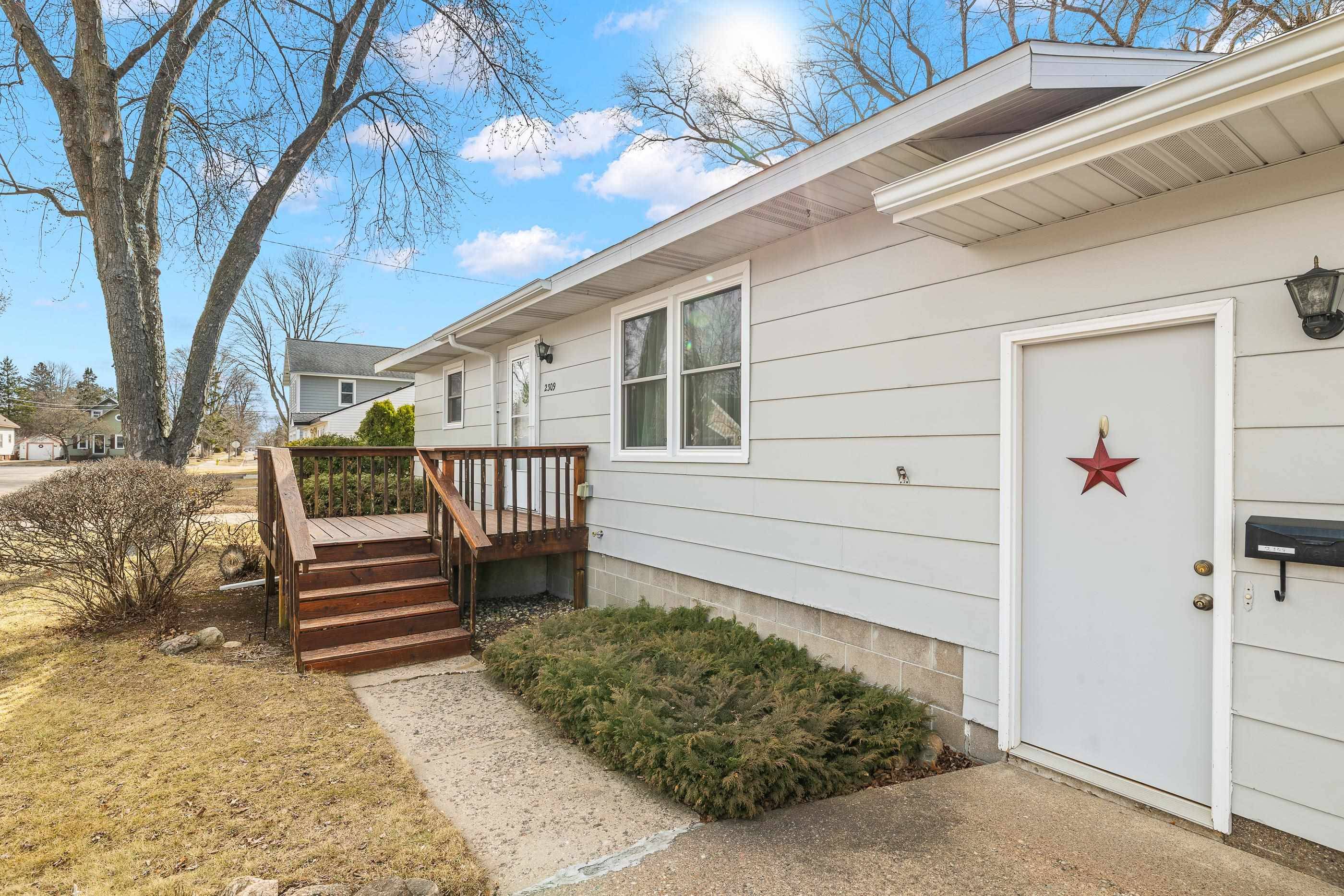 Stevens Point, WI 54481,2309 ALGOMA STREET