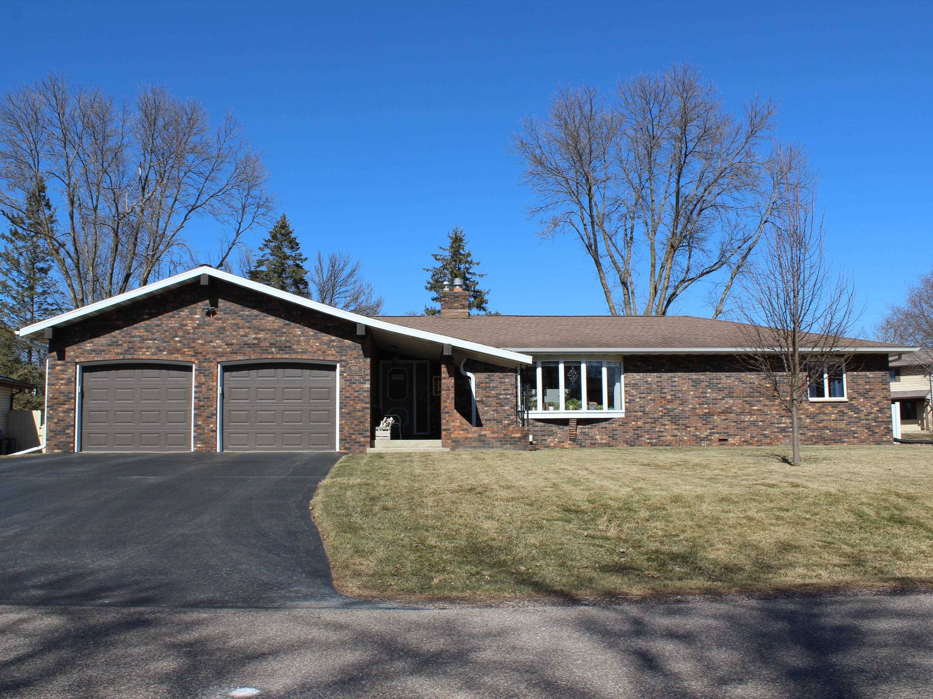 Marshfield, WI 54449,901 W STATE STREET