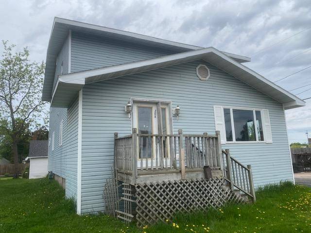 Marshfield, WI 54449,208 E 4TH STREET