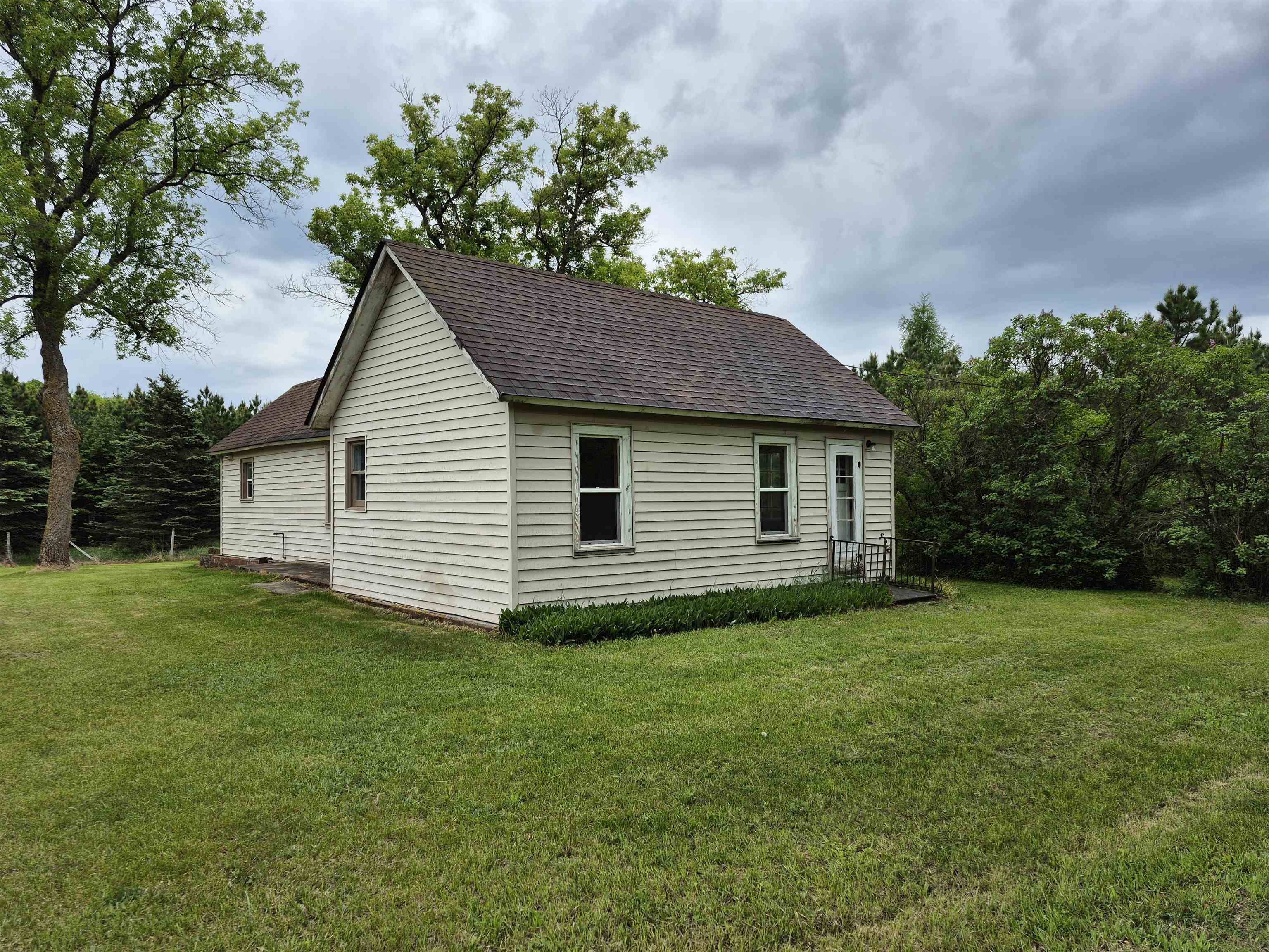 Hancock, WI 54943,N3922 11TH AVENUE