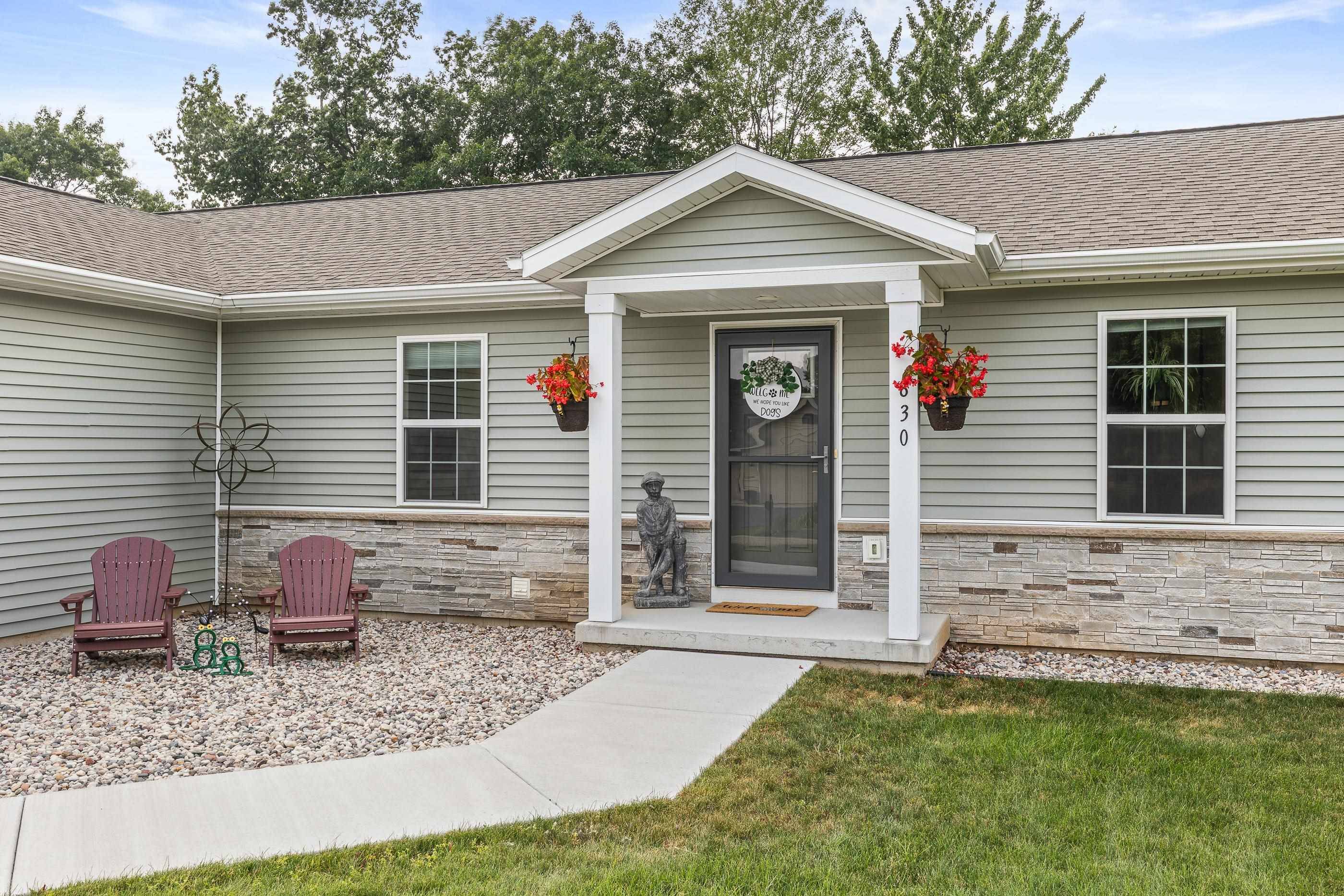 Waupaca, WI 54981,830 WOODLAND CIRCLE