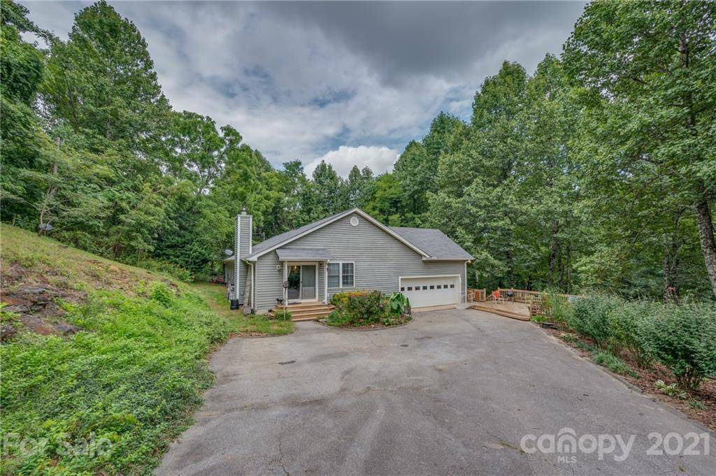 Hendersonville, NC 28792,68 Natures Rose Lane