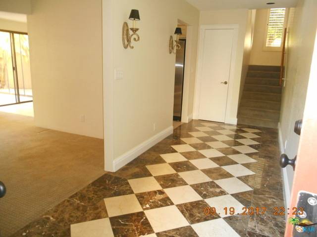 Palm Springs, CA 92262,868 VILLAGE SQ