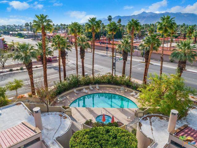 Palm Springs, CA 92262,975 VILLAGE SQ