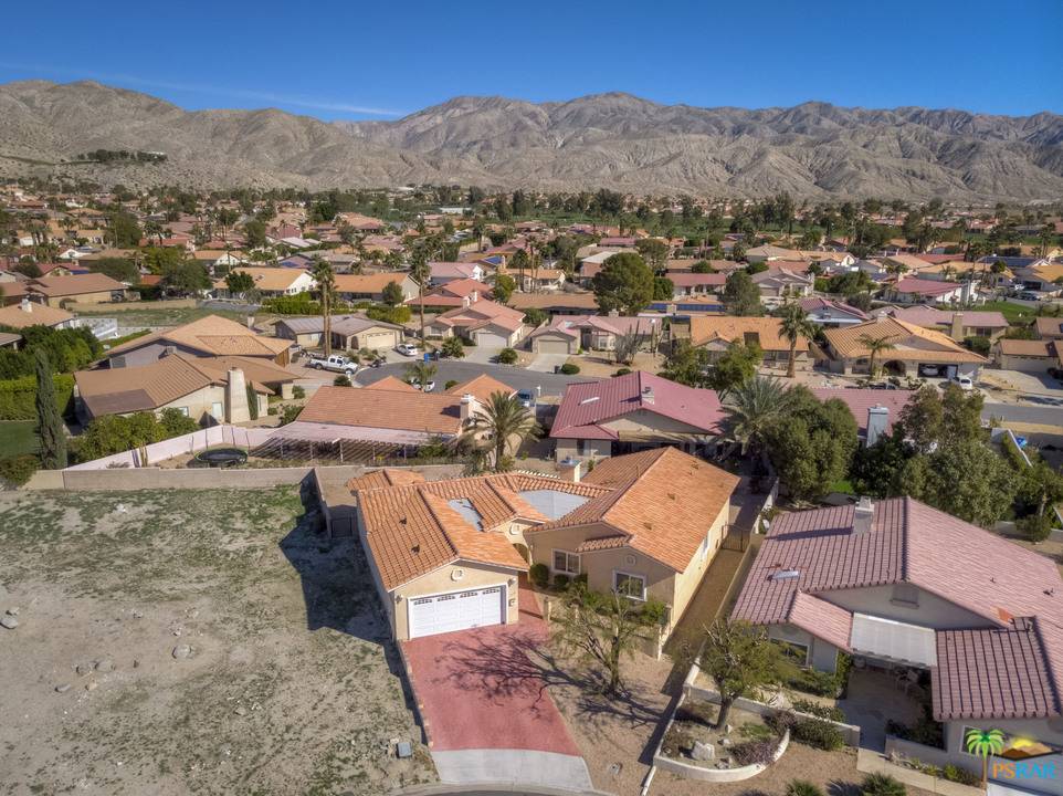 Desert Hot Springs, CA 92240,9750 Middlecoff CT