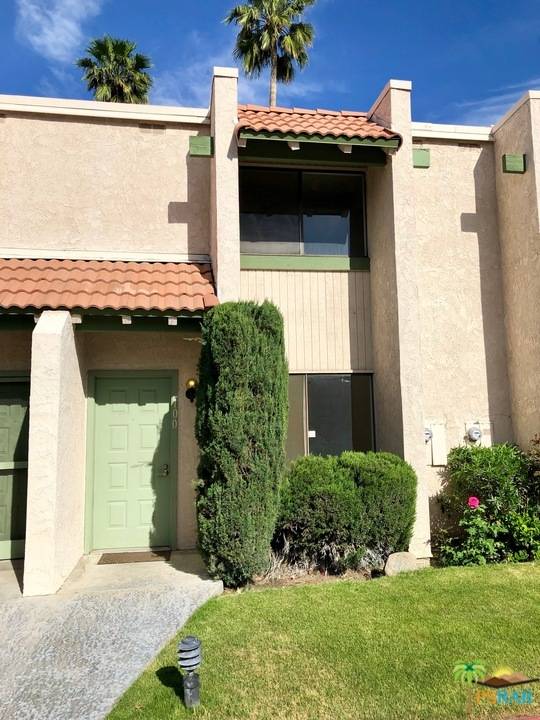 Cathedral City, CA 92234,100 LAKEVIEW CIR