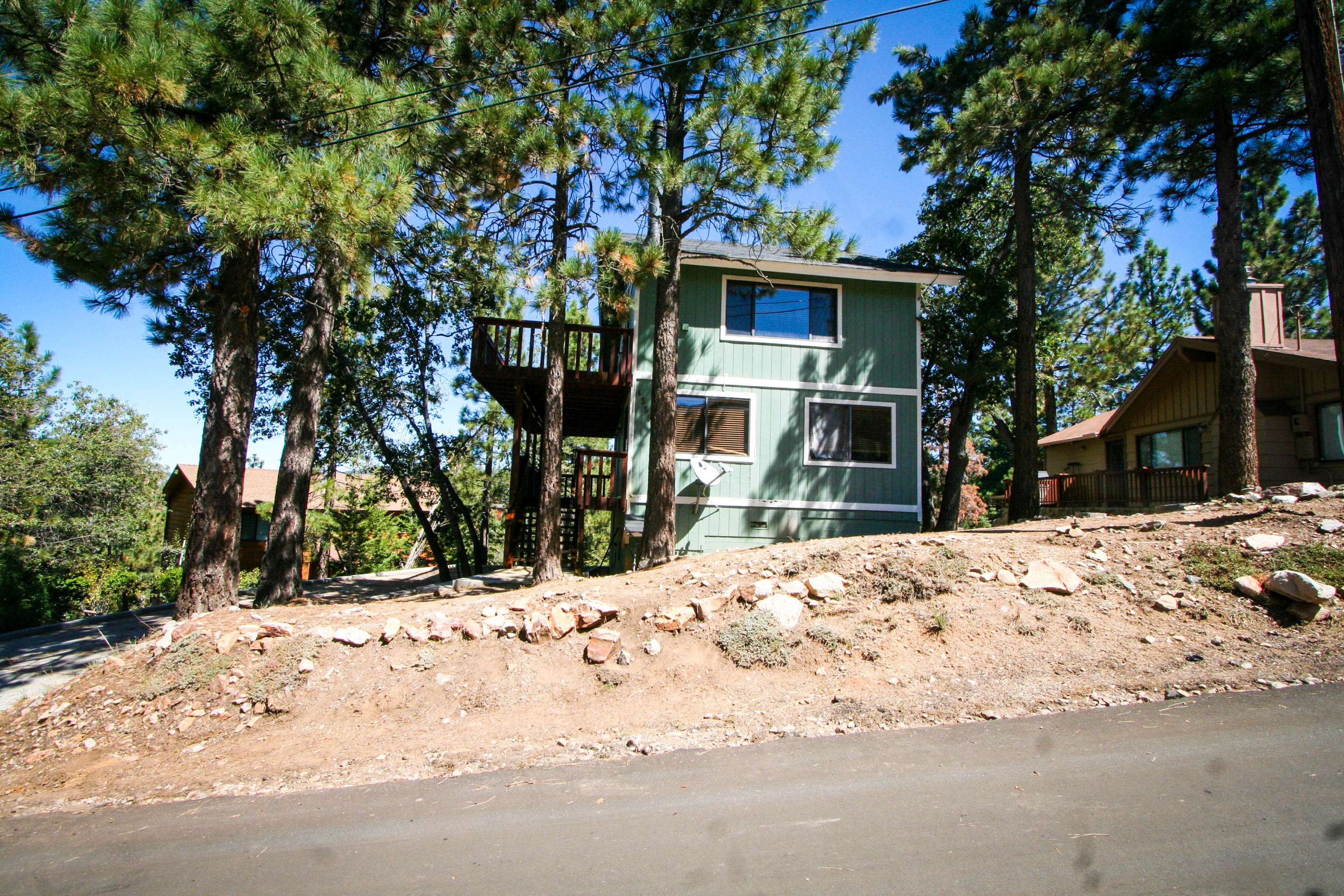 Big Bear Lake, CA 92315,43598 Ridge Crest DR