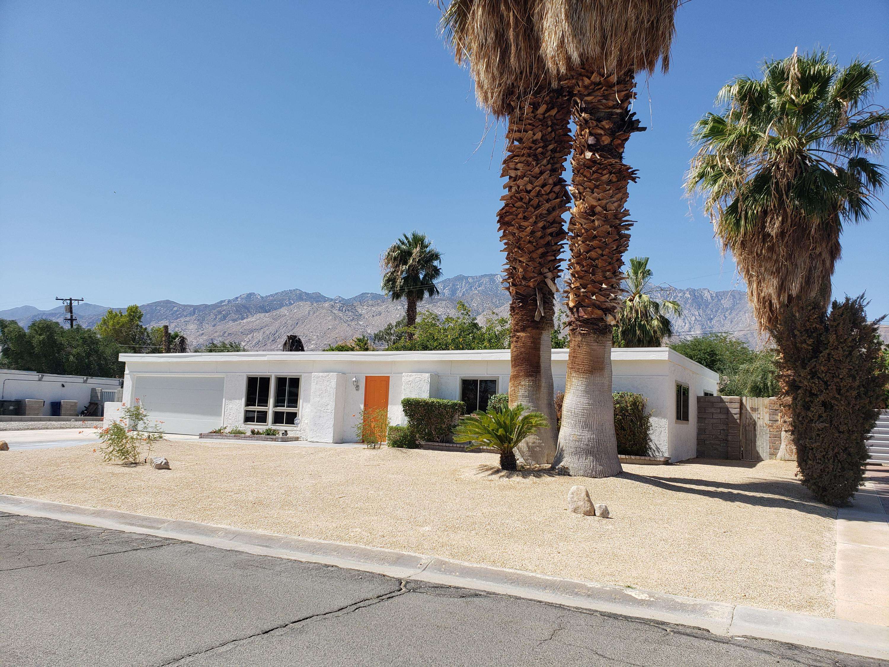 Palm Springs, CA 92262,2297 N Magnolia RD