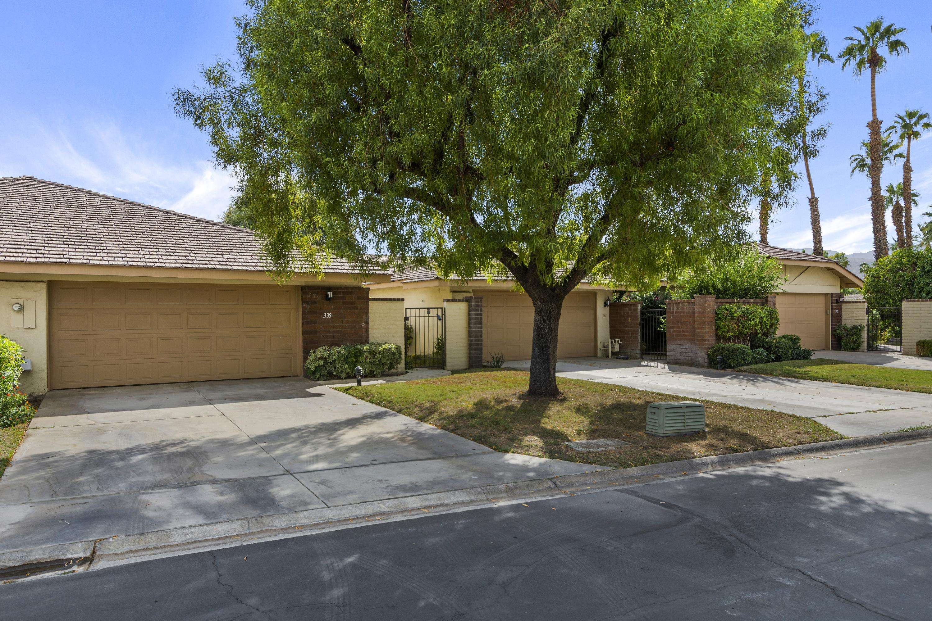 Palm Desert, CA 92260,339 Villena WAY