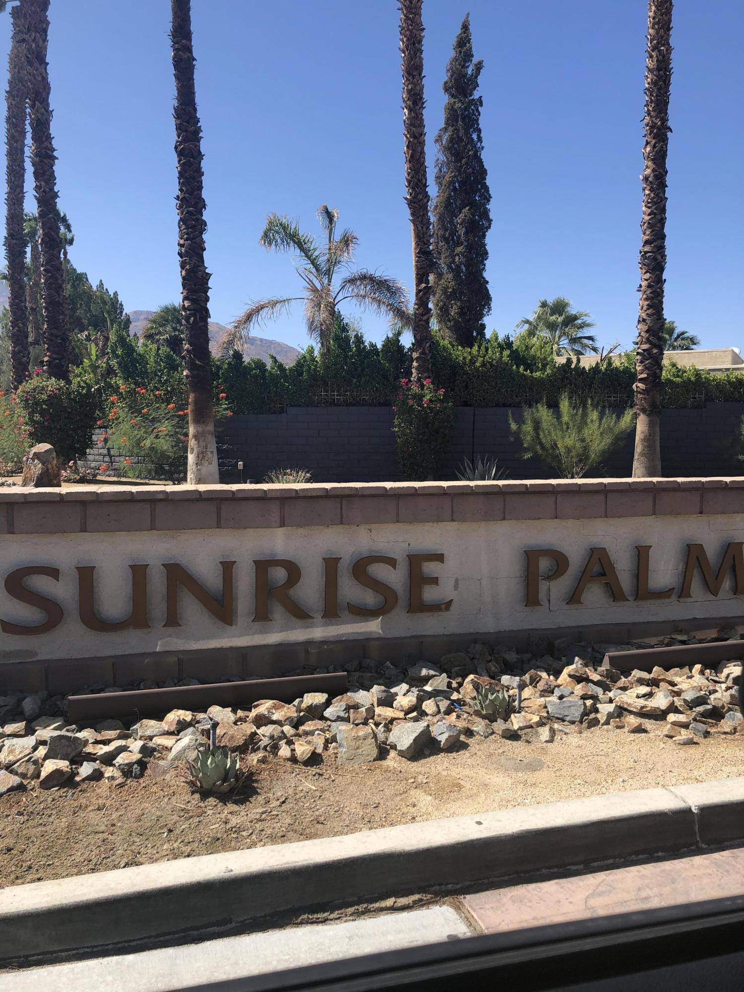 Palm Springs, CA 92262,1241 Sunflower CIR S