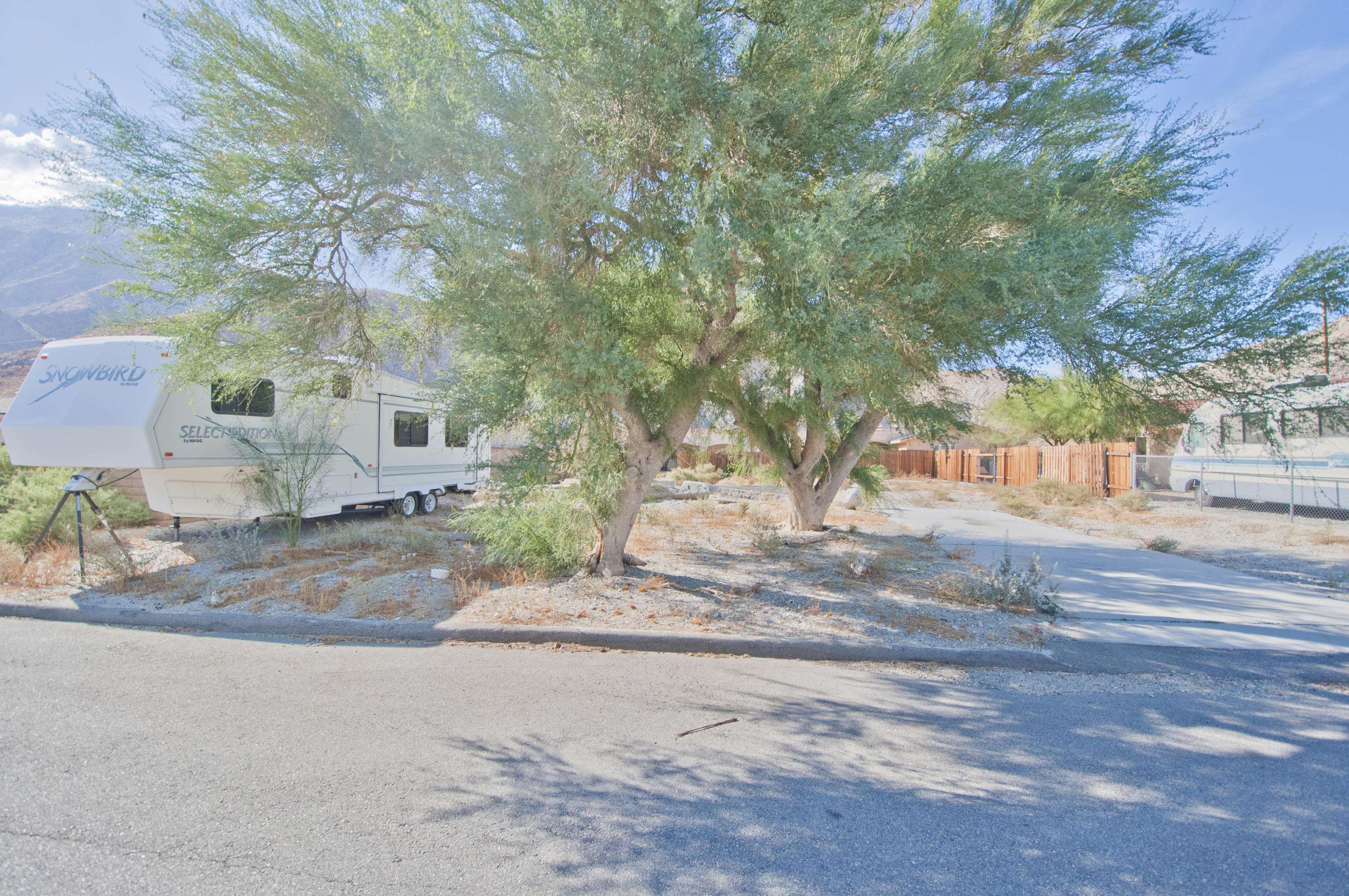 Palm Springs, CA 92262,15821 Cherry CV