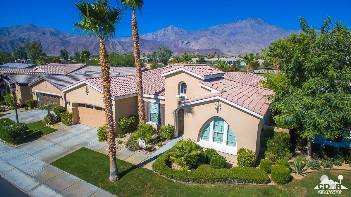 La Quinta, CA 92253,61547 Topaz DR