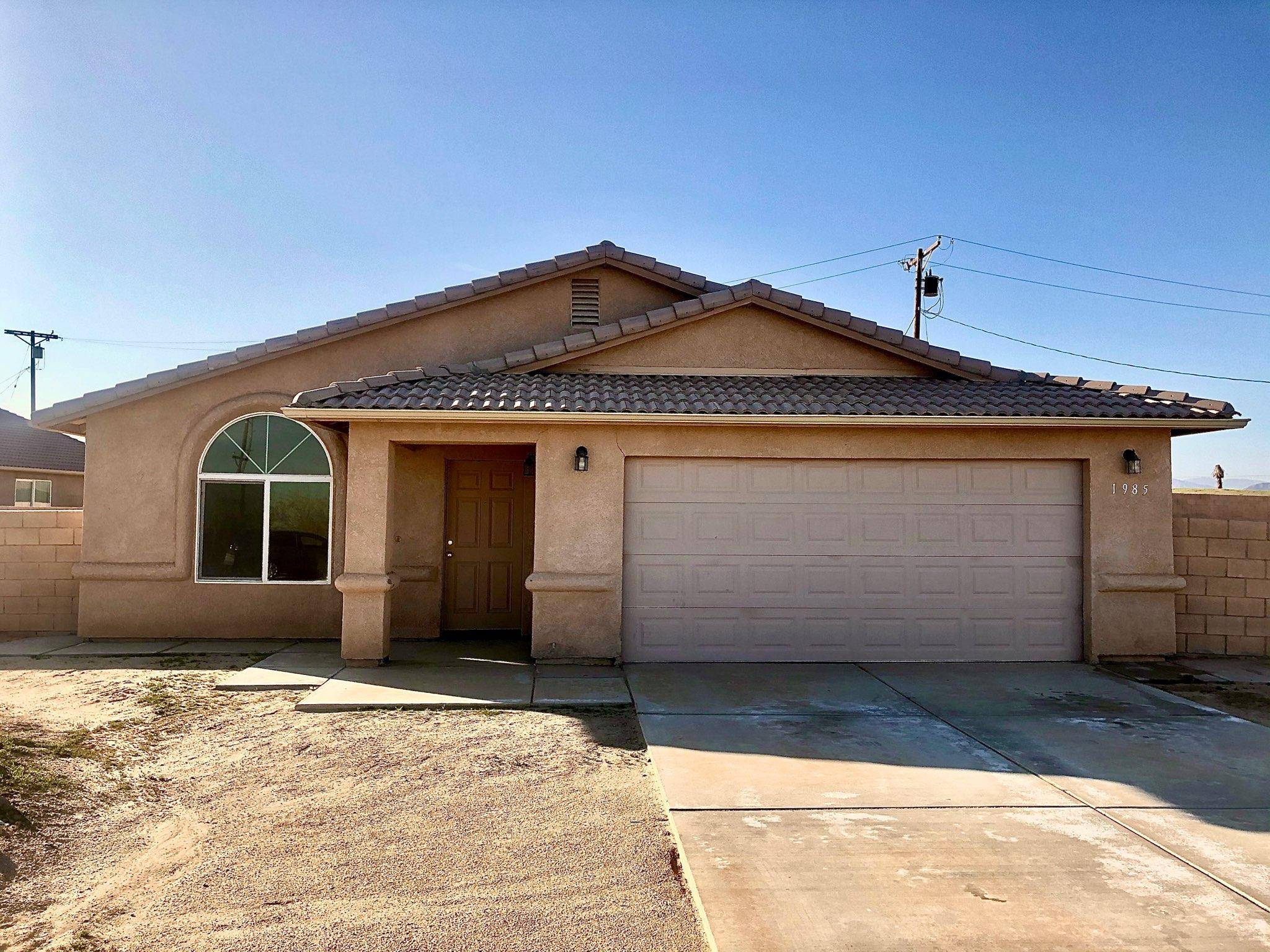 Thermal, CA 92274,1985 Bell Court CT