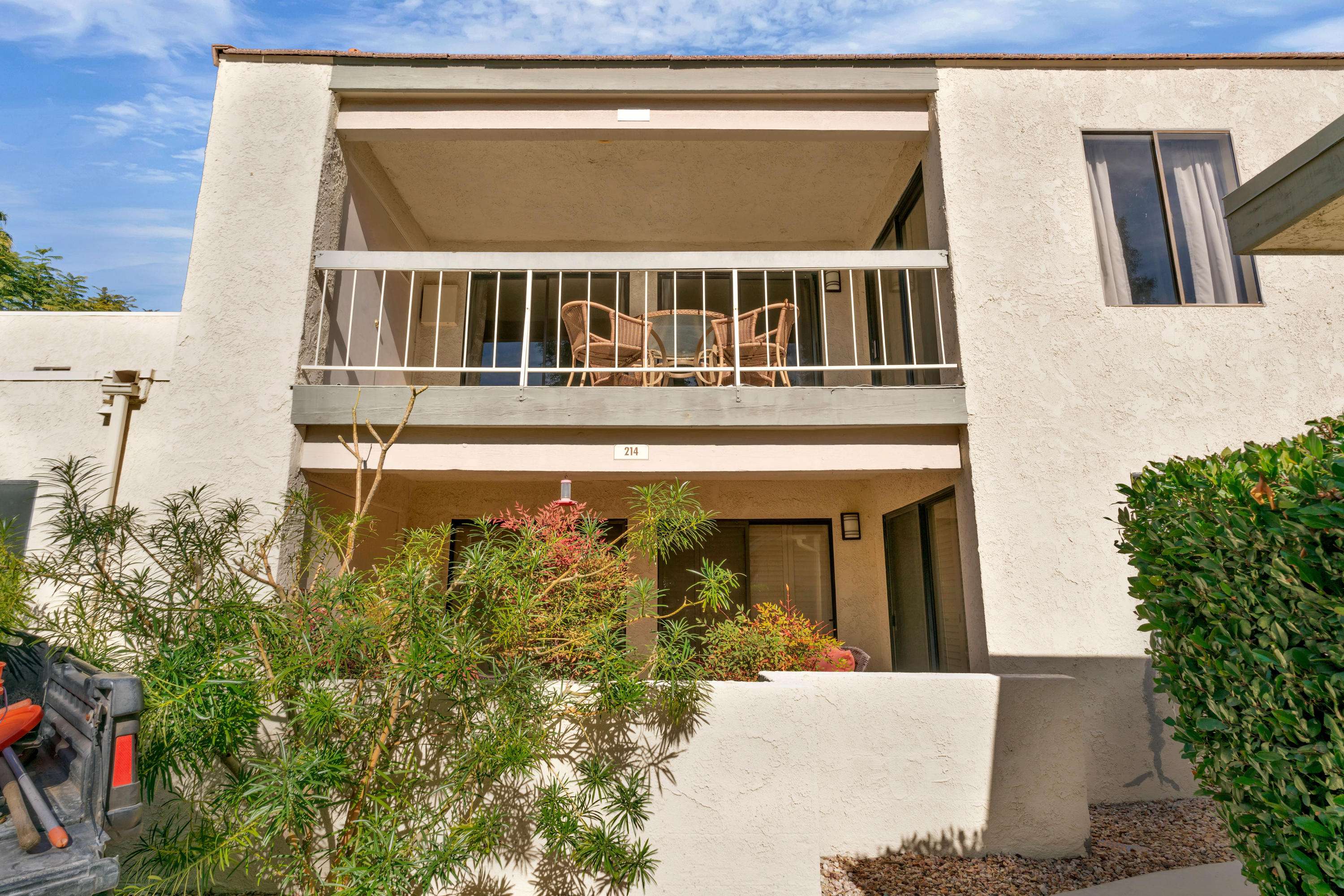 Palm Springs, CA 92262,353 E Via Escuela #224