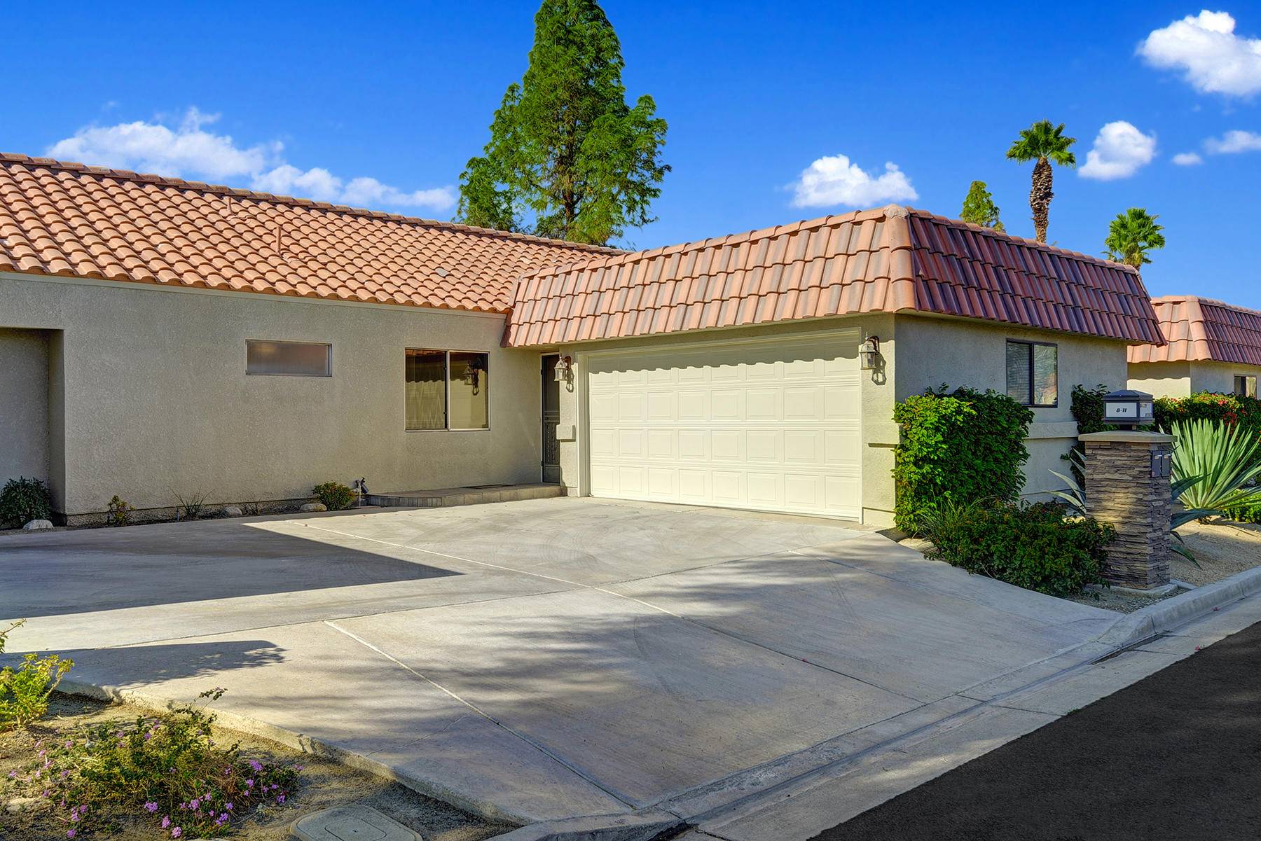 Palm Desert, CA 92211,40361 Preston TRL