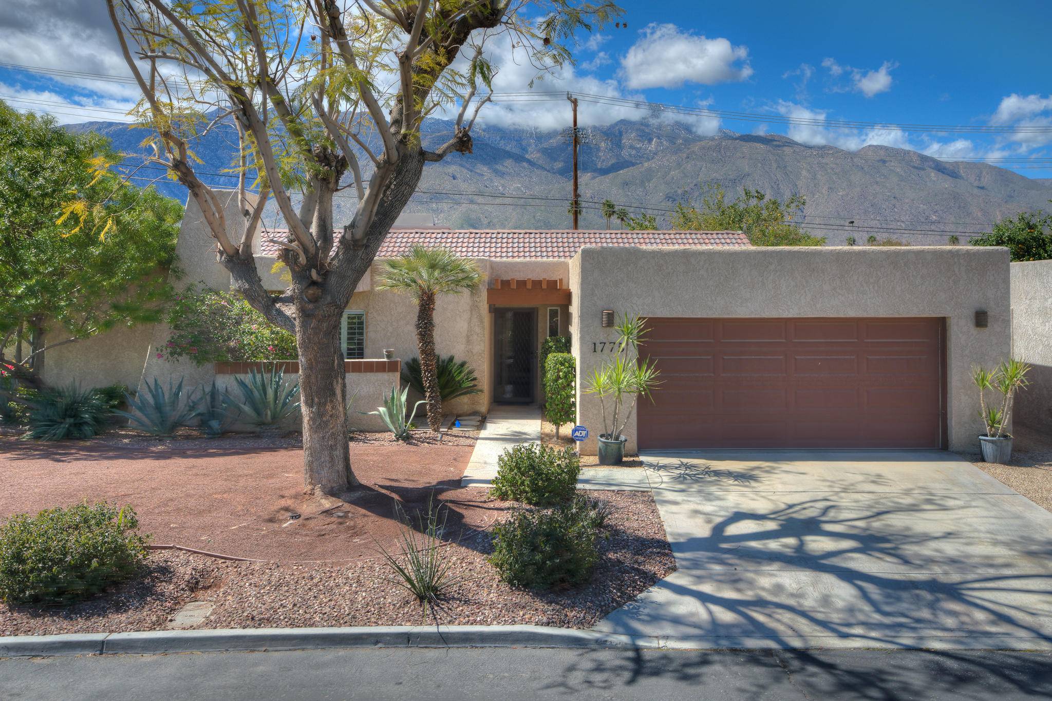 Palm Springs, CA 92264,1775 Ridgeview CIR W